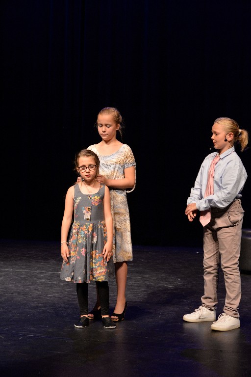 ../Images/Musical Nanny de Vries 117.jpg
